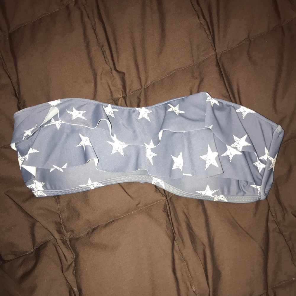 Bandeau bikini top with ruffles and stars